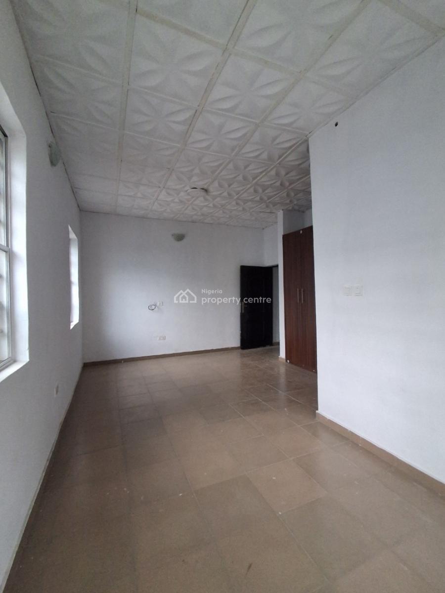 3bedroom Upstairs, in an Estate, Badore, Ajah, Lagos, House for Rent