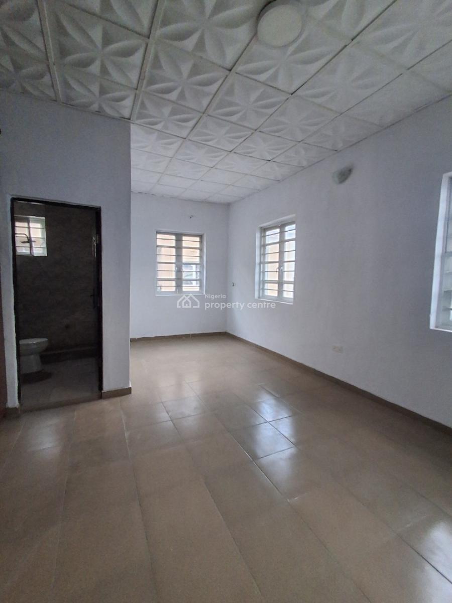 3bedroom Upstairs, in an Estate, Badore, Ajah, Lagos, House for Rent