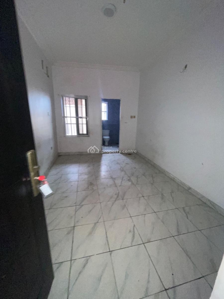Standard 2 Bedroom Apartment on Interlocked Estate Upstairs, Located Inside an Estate,no Flood,good Drainage, Sangotedo, Ajah, Lagos, Flat / Apartment for Rent