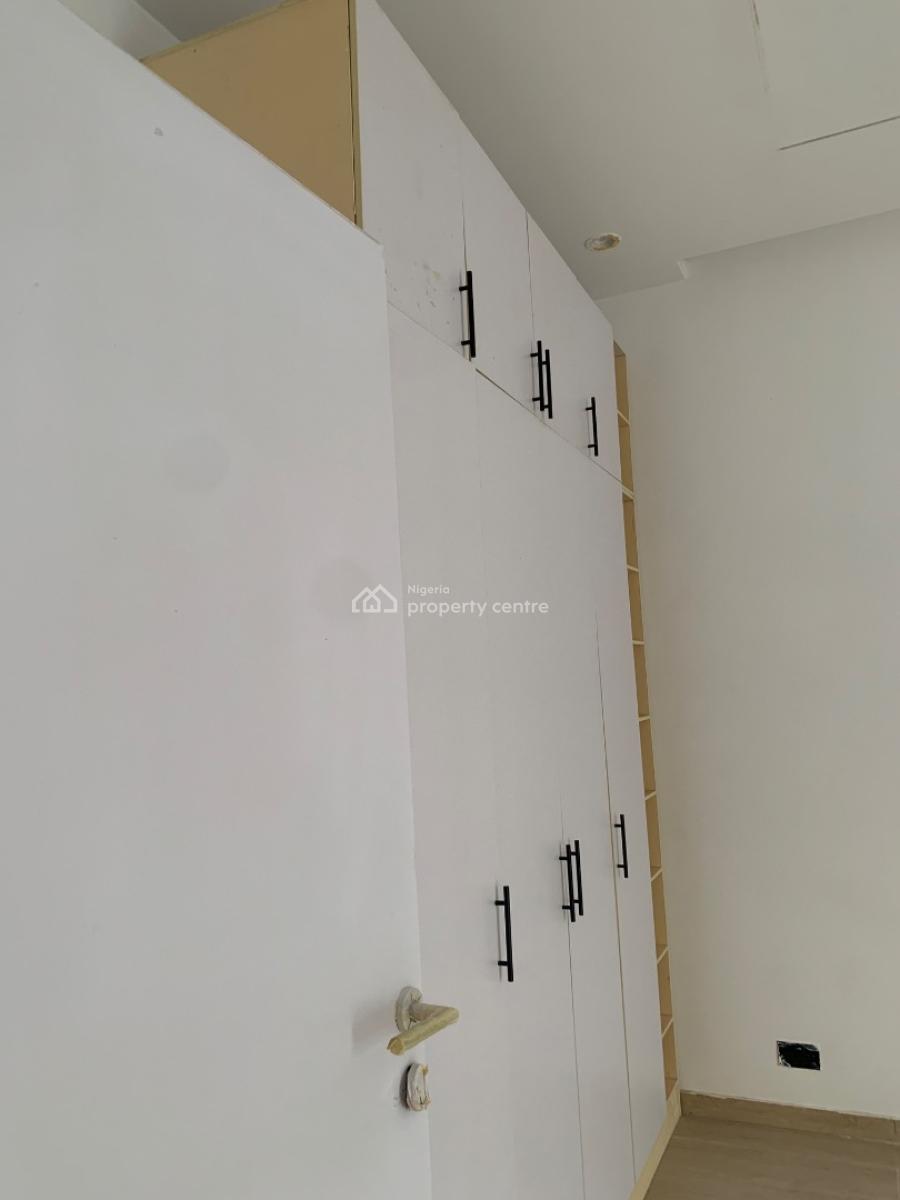 3 Bedroom Apartments with a Bq in Ikeja Gra, Ikeja Gra, Ikeja, Lagos, Flat / Apartment for Sale