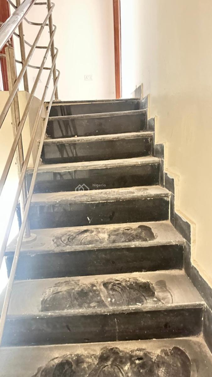 3bedroom Maisonette with a Room Bq in Old Ikoyi Off Glover Road, Off Glover Road Ikoyi, Old Ikoyi, Ikoyi, Lagos, Flat / Apartment for Rent