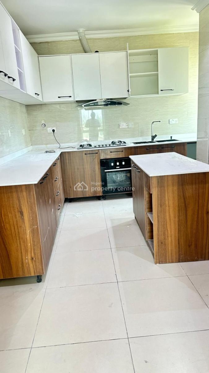 3bedroom Maisonette with a Room Bq in Old Ikoyi Off Glover Road, Off Glover Road Ikoyi, Old Ikoyi, Ikoyi, Lagos, Flat / Apartment for Rent