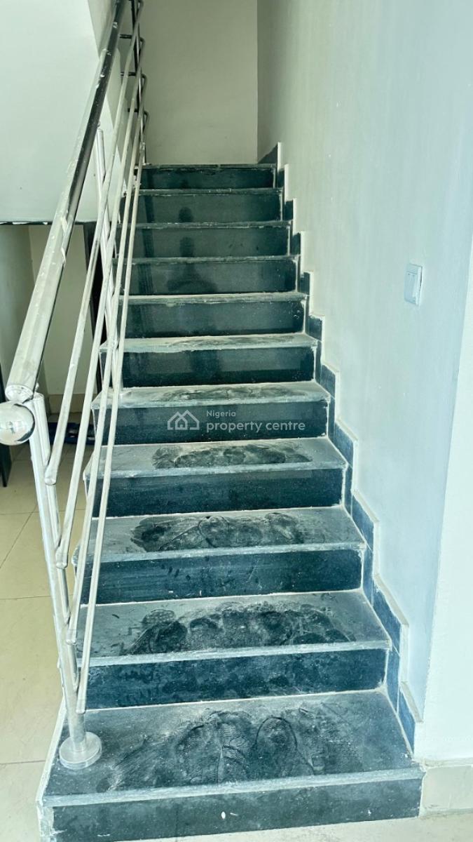 3bedroom Maisonette with a Room Bq in Old Ikoyi Off Glover Road, Off Glover Road Ikoyi, Old Ikoyi, Ikoyi, Lagos, Flat / Apartment for Rent