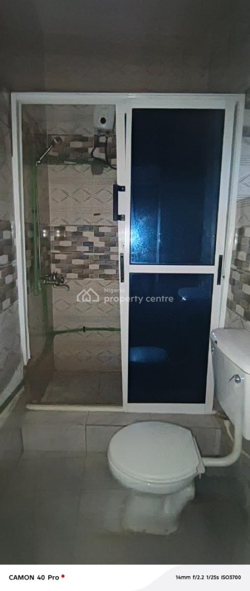 Service Two Bedroom Flat in Osapa London, Kazeem Eletu Street, Osapa, Lekki, Lagos, Flat / Apartment for Rent