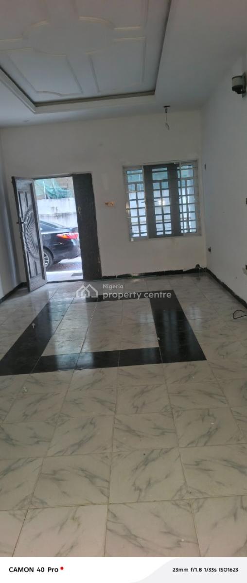 Service Two Bedroom Flat in Osapa London, Kazeem Eletu Street, Osapa, Lekki, Lagos, Flat / Apartment for Rent