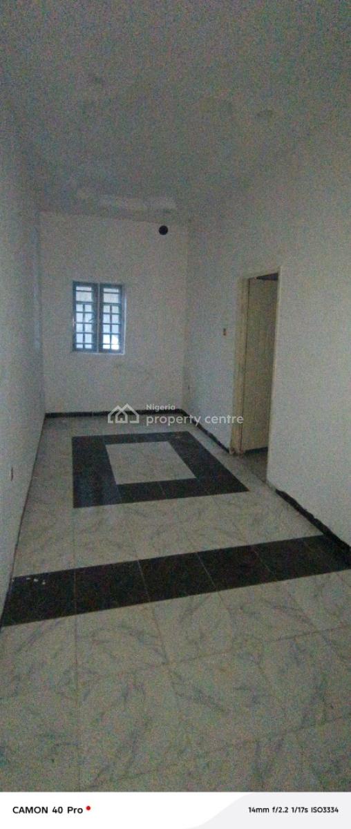 Service Two Bedroom Flat in Osapa London, Kazeem Eletu Street, Osapa, Lekki, Lagos, Flat / Apartment for Rent
