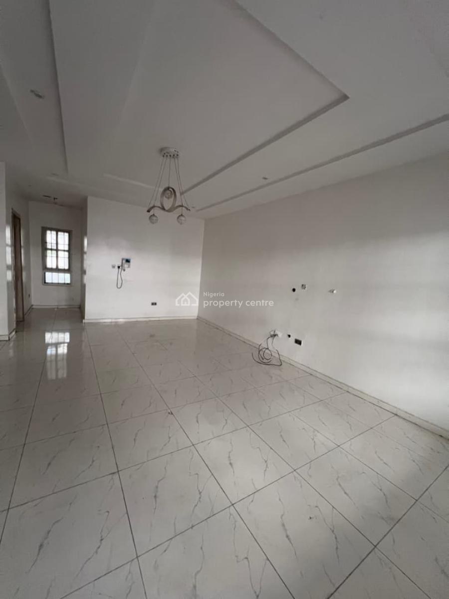 3bedroom Duplex in Well Service & Manage Estate, Orchid  Road After The Roundabout, Lekki, Lagos, Detached Duplex for Rent