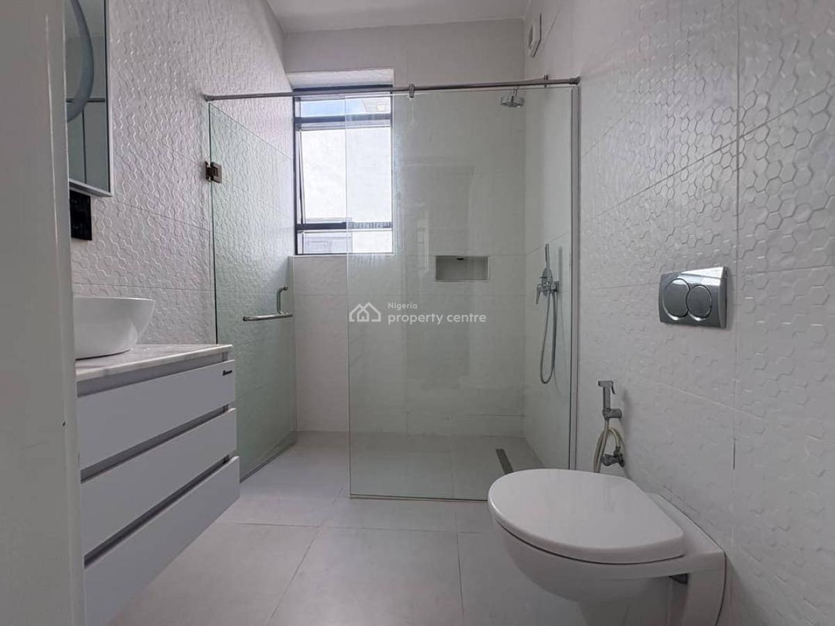 Beautiful 5 Bedroom Mansion Corner Piece with Elevator,cinema,pool Bq, Pinnock Beach Estate, Osapa, Lekki, Lagos, Detached Duplex for Sale