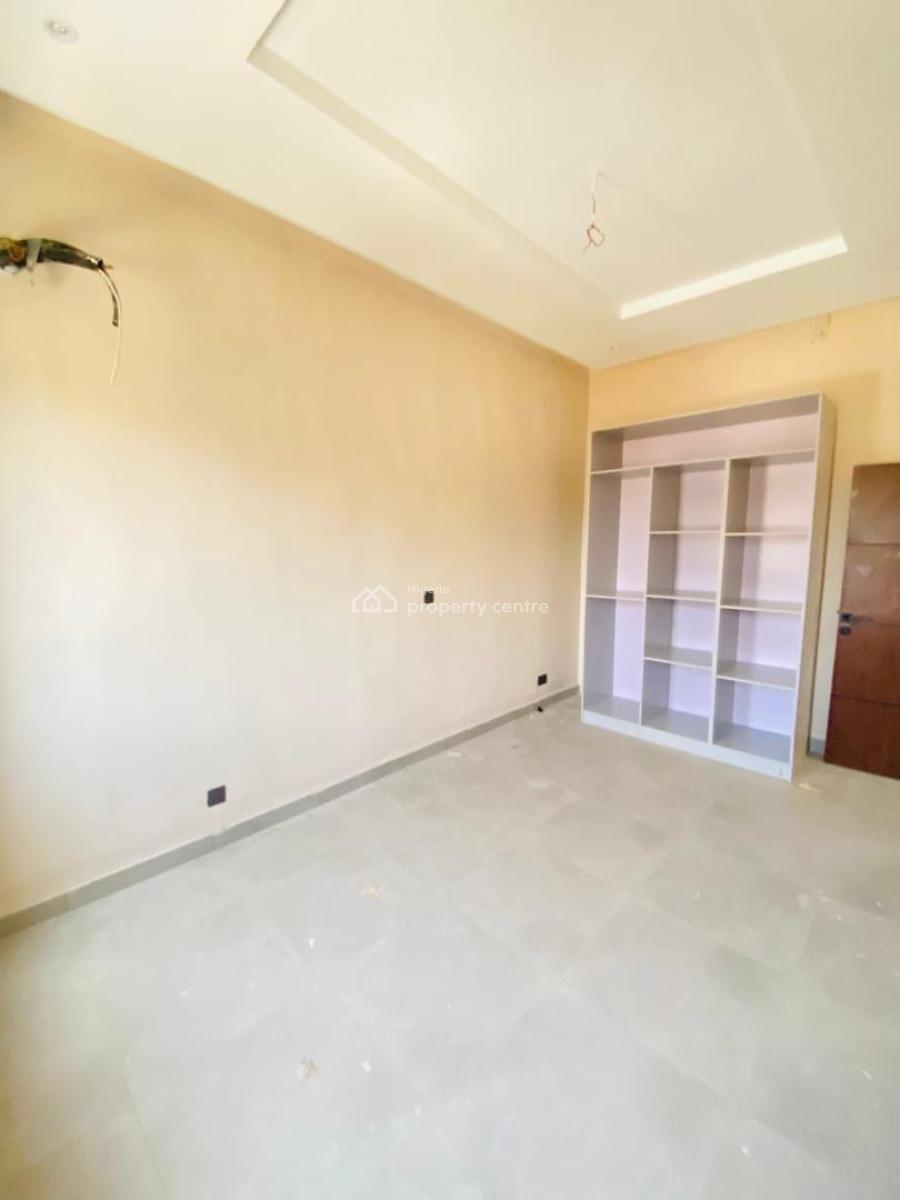 Beautiful Three Bedrooms Off Pedro, Off Pedro Road, Pedro, Gbagada, Lagos, Flat / Apartment for Sale