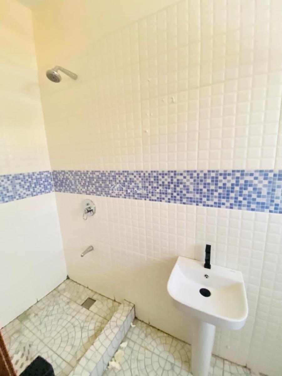 Beautiful Three Bedrooms Off Pedro, Off Pedro Road, Pedro, Gbagada, Lagos, Flat / Apartment for Sale