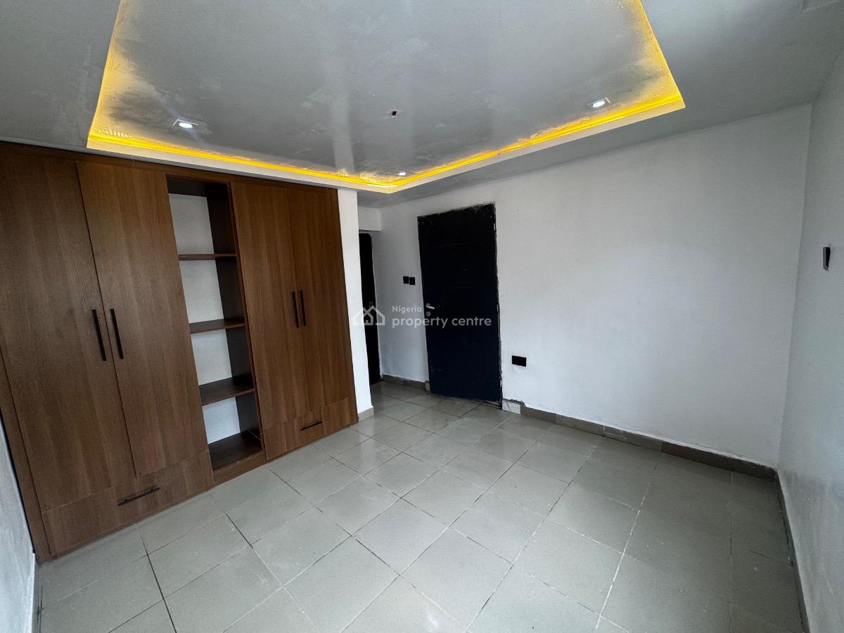 Nicely Renovated 2 Bedroom Flat Ground Floor, Asokoro District, Abuja, Flat / Apartment for Rent