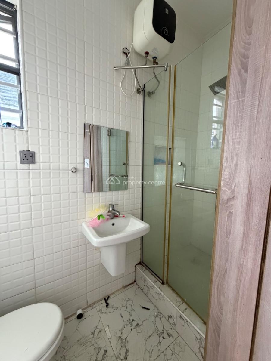 Single Room with Family Lounge, Orchid, Lafiaji, Lekki, Lagos, House for Rent