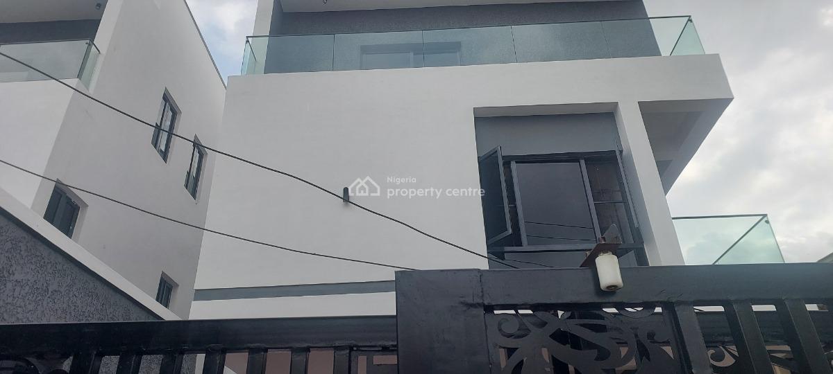 5 Bedrooms Detached House in Ikeja, Adeniyi Jones, Ikeja, Lagos, Detached Duplex for Sale