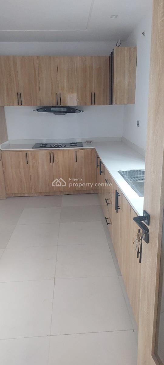 5 Bedrooms Detached House in Ikeja, Adeniyi Jones, Ikeja, Lagos, Detached Duplex for Sale