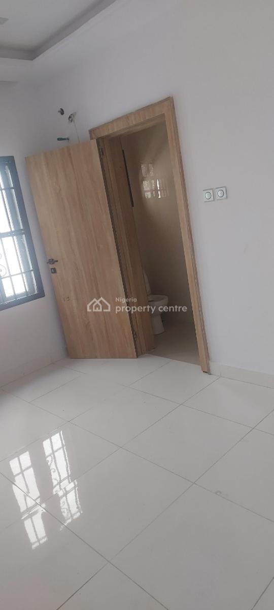 5 Bedrooms Detached House in Ikeja, Adeniyi Jones, Ikeja, Lagos, Detached Duplex for Sale