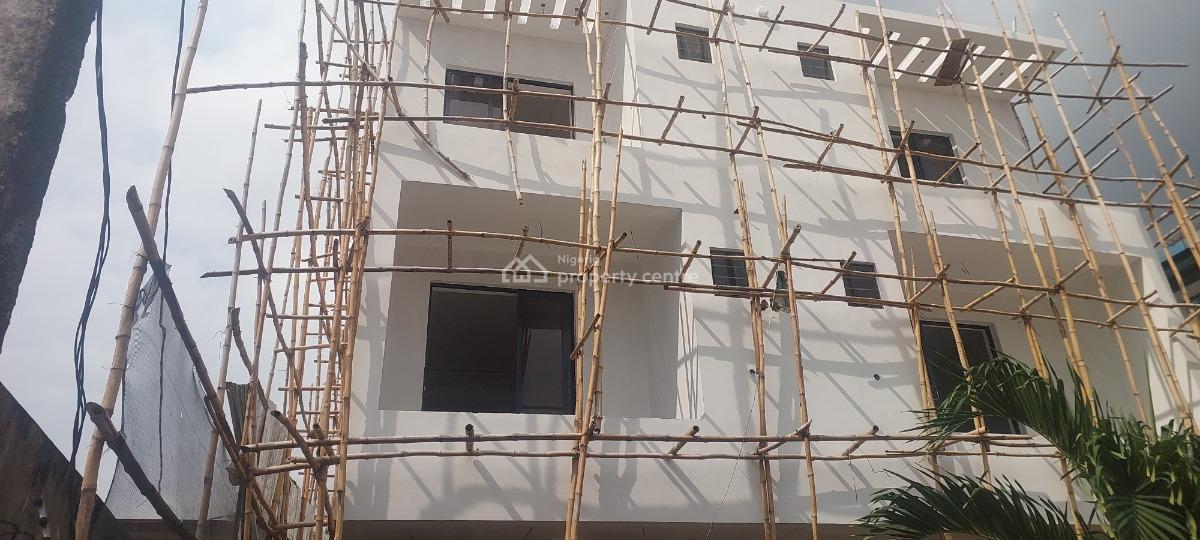 4 Bedrooms Semi-detached House, Ikeja, Lagos, Semi-detached Duplex for Sale