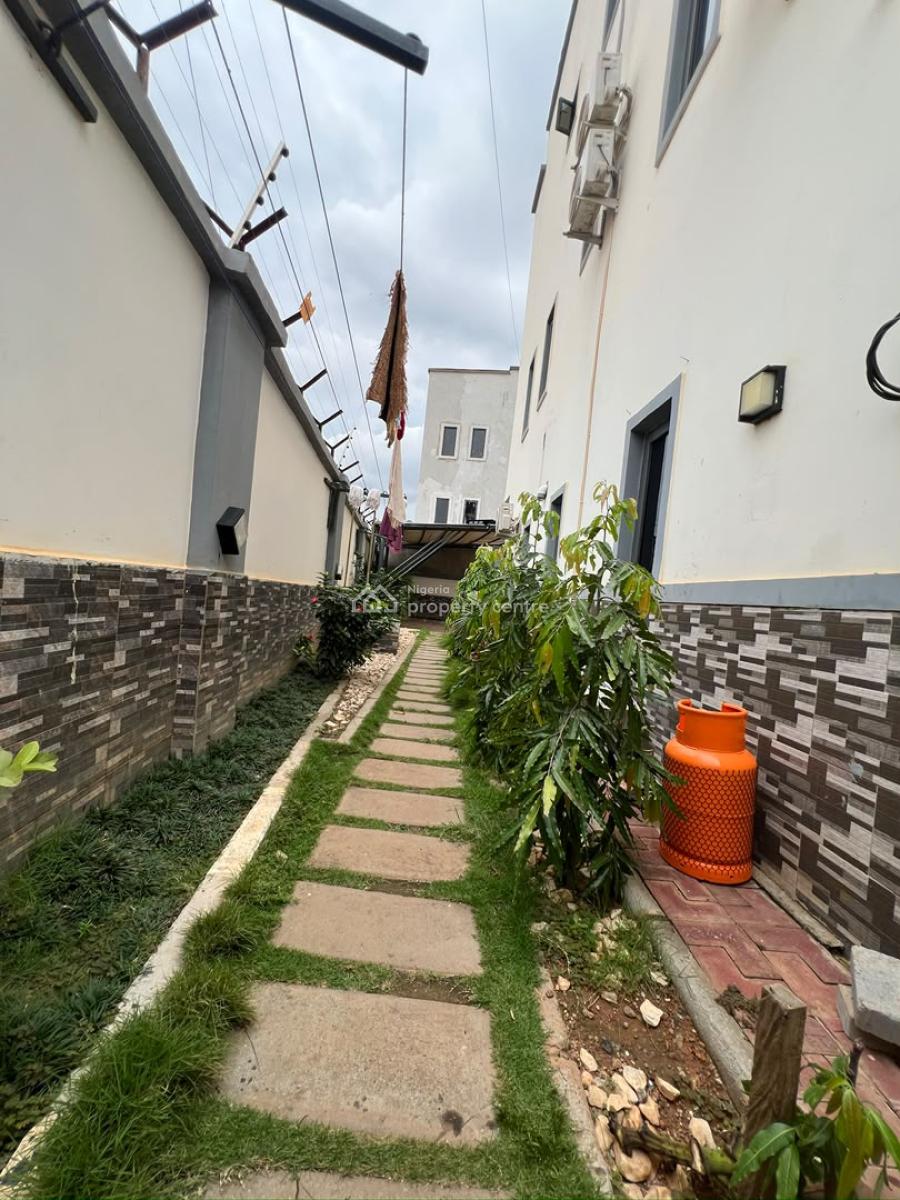 Spacious 6 Bedroom Fully Detached Duplex + Bq, Dawaki, Gwarinpa, Abuja, Detached Duplex for Sale