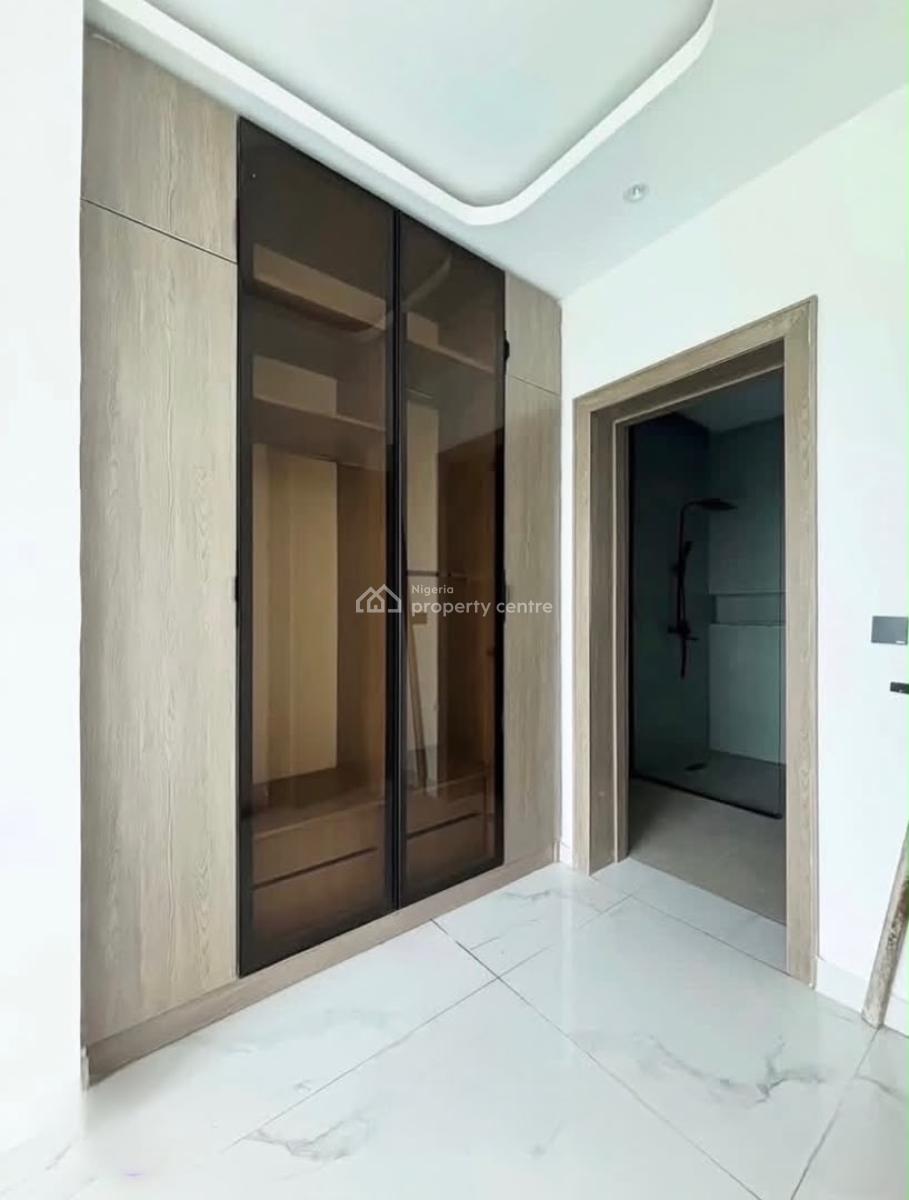 Luxury 2 Bedroom Apartment with Swimming Pool, Located Inside an Estate,no Flood ,clean Water, Lekki Phase 1, Lekki, Lagos, Flat / Apartment for Rent