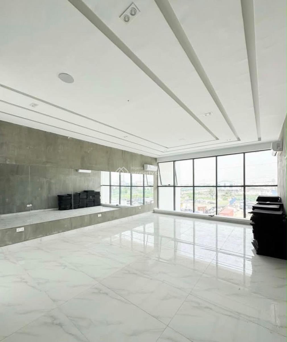 Luxurious 2 Bedroom Serviced Apartment with Swimming Pool, Located Inside Clean Estate,good Road,good Drainage System, Lekki Phase 1, Lekki, Lagos, Flat / Apartment for Rent