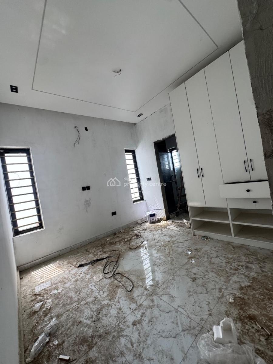 Prime Commercial Space 4 Bedroom Duplex  Detached Facing The Main Road, Ebo Efon, Lekki, Lagos, Detached Duplex for Sale