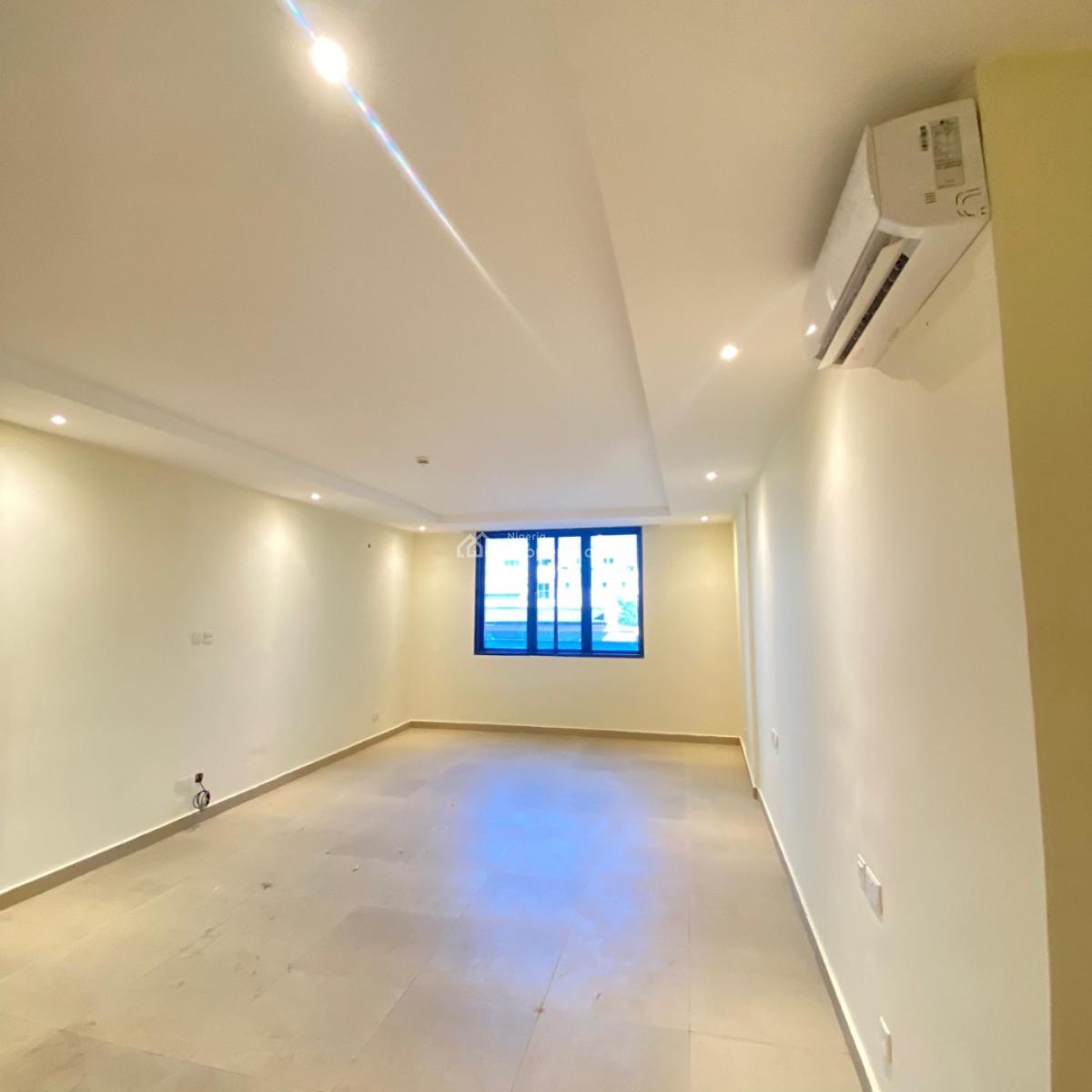 Exquisite 3 Bedroom Apartment with Swimming Pool, Lekki Phase 1, Lekki, Lagos, Flat / Apartment for Rent