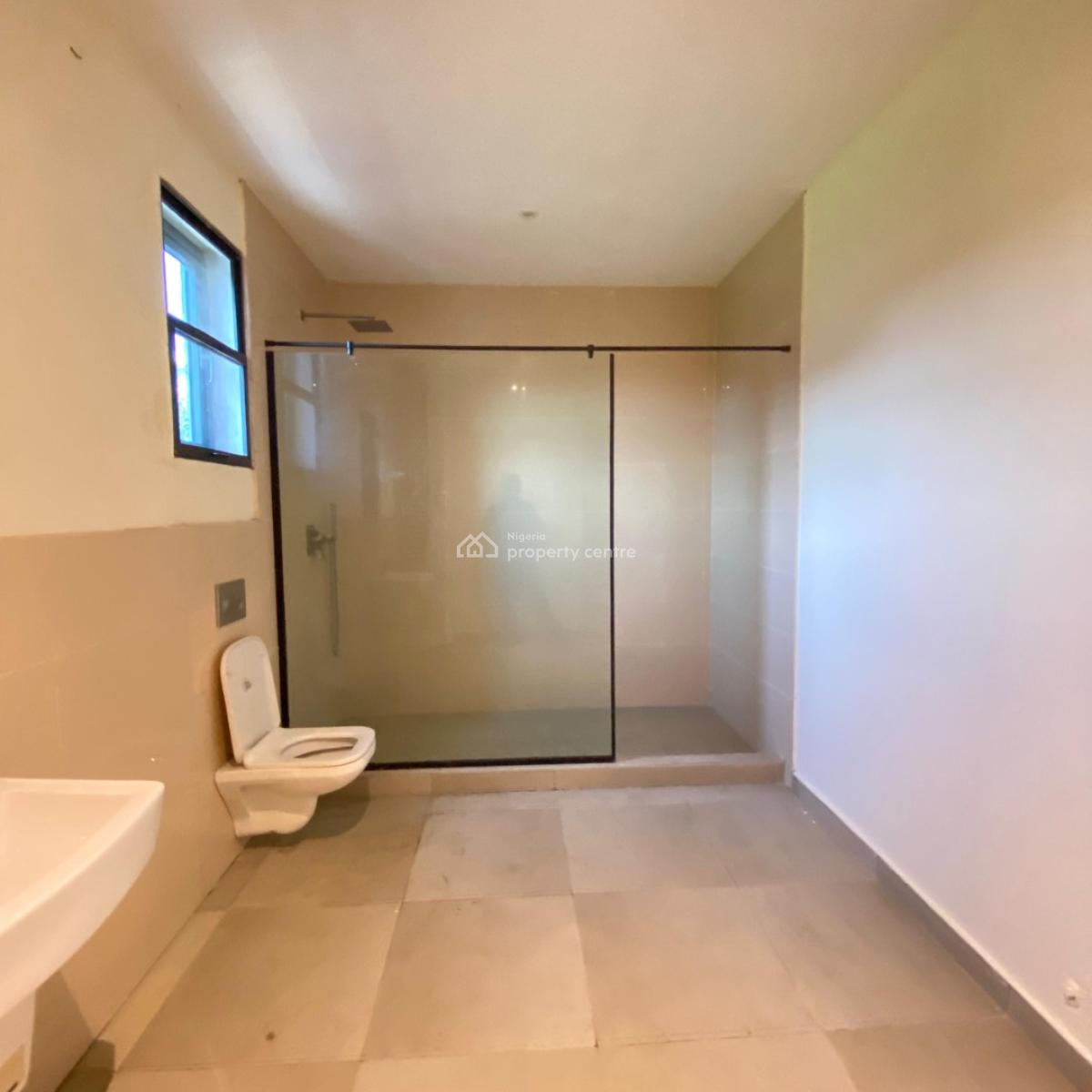 Exquisite 3 Bedroom Apartment with Swimming Pool, Lekki Phase 1, Lekki, Lagos, Flat / Apartment for Rent
