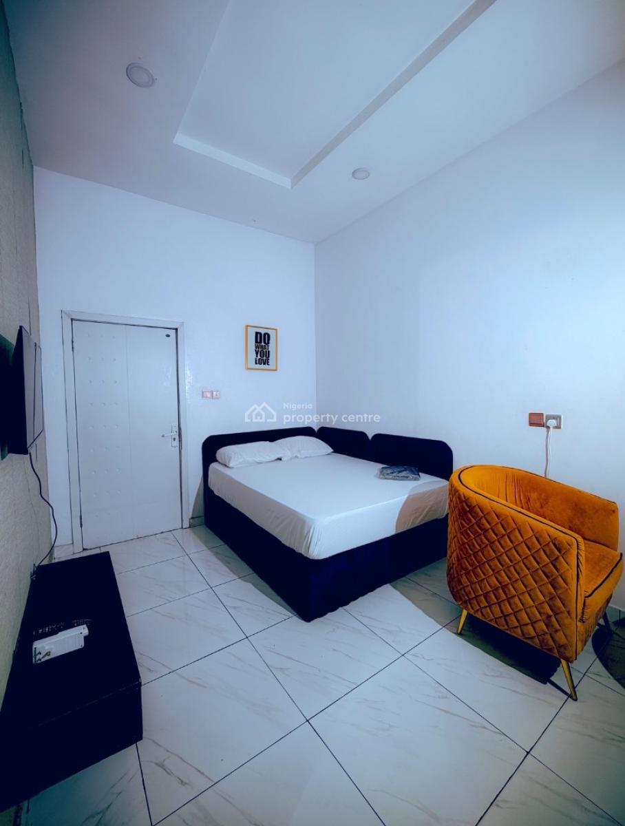 Home for Creators, Built 4 Film/ Music Production., 42 Chief Labi Ishola-lemomu Street Eti-osa, Lekki Expressway, Lekki, Lagos, Terraced Duplex Short Let