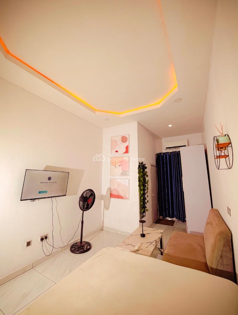 Home for Creators, Built 4 Film/ Music Production., 42 Chief Labi Ishola-lemomu Street Eti-osa, Lekki Expressway, Lekki, Lagos, Terraced Duplex Short Let