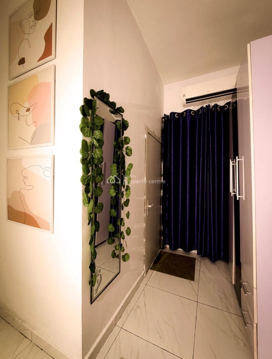 Home for Creators, Built 4 Film/ Music Production., 42 Chief Labi Ishola-lemomu Street Eti-osa, Lekki Expressway, Lekki, Lagos, Terraced Duplex Short Let