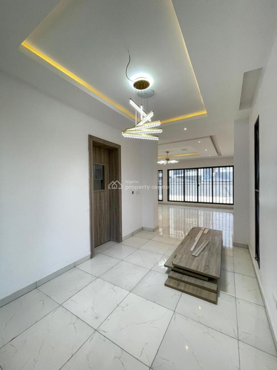 Specious 4bedrooms Semi Detached Duplex with Bq, Osapa London, Lekki, Lagos, Semi-detached Duplex for Sale