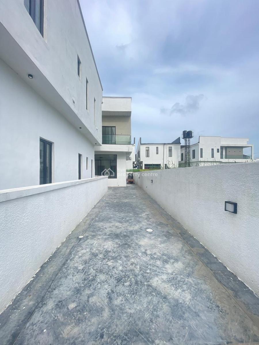Gorgeous 4 Bedroom Fully Detached Duplex with a Room Bq, Ajah, Lagos, Detached Duplex for Sale