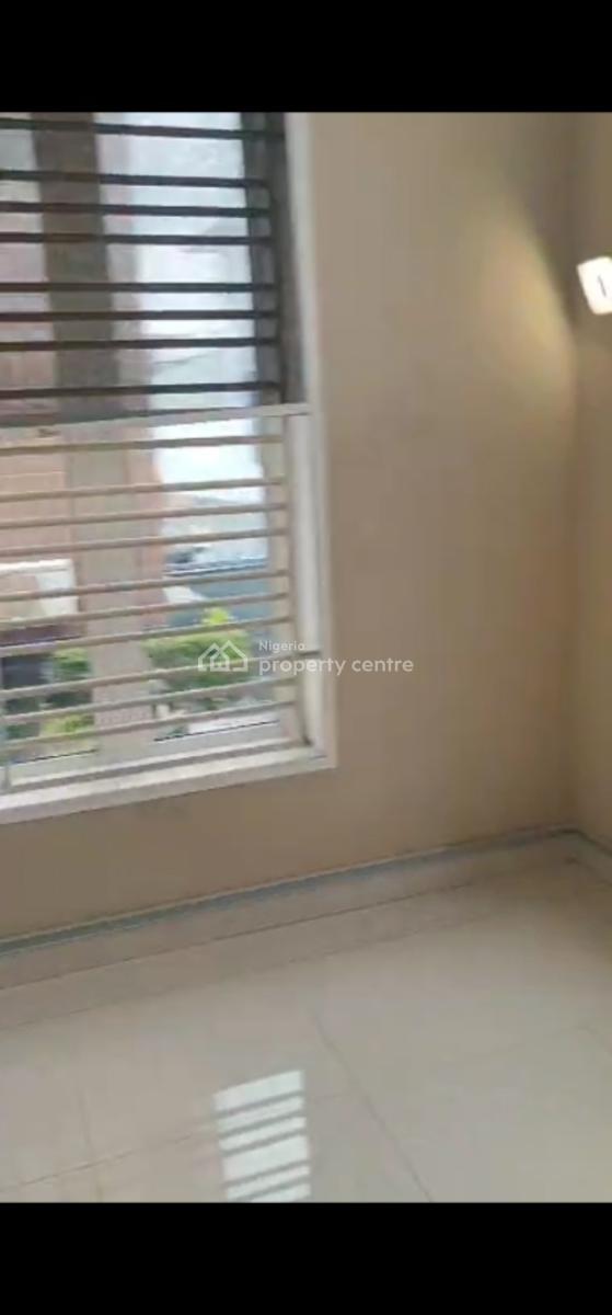 Neatly Used 5 Bedroom Semi Detached House with a Boys Quarter, Osapa Road, Lekki, Lagos, Osapa, Lekki, Lagos, Semi-detached Duplex for Rent