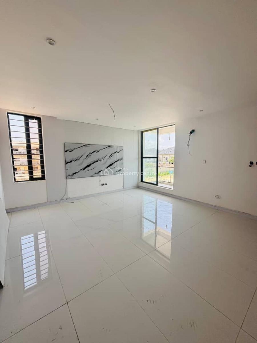 Brand New Spacious 2 Bedroom Apartments, Ologolo, Lekki, Lagos, Flat / Apartment for Sale