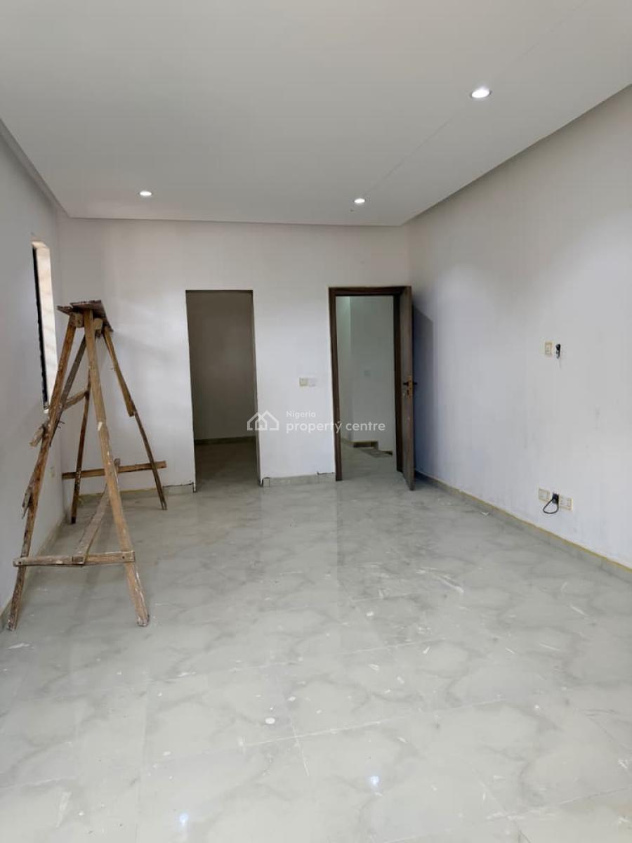 Well Built 4 Bedroom Terrace Duplex with Bq, Lekki Phase 1, Lekki, Lagos, Terraced Duplex for Sale