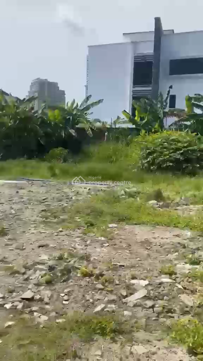 Fenced Gated Bare Land of Approximately 986sqm, Off Mcpherson Road, Ikoyi, Lagos, Mixed-use Land for Rent