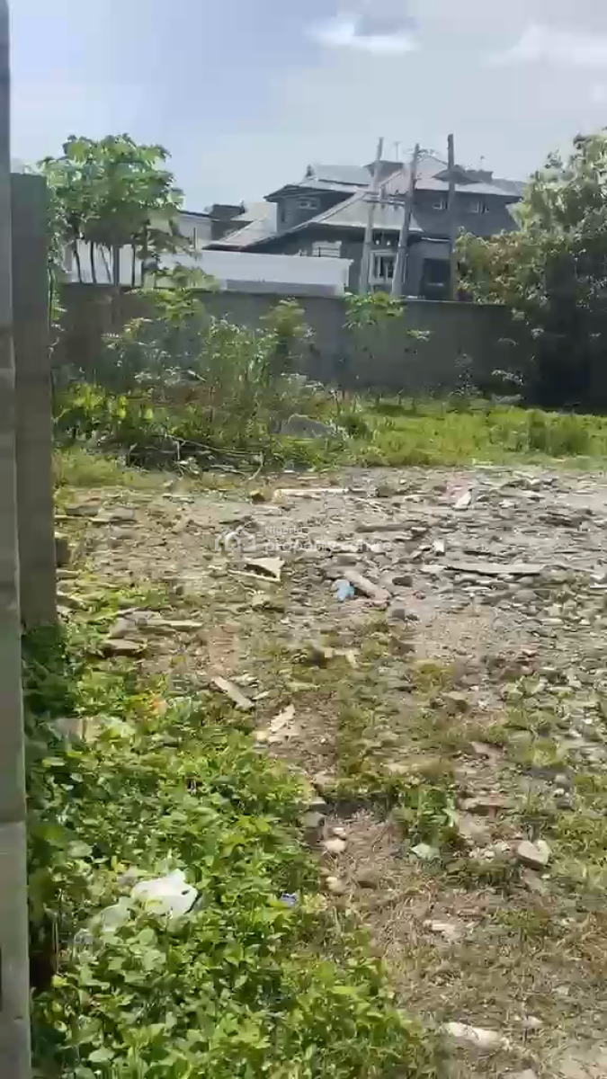 Fenced Gated Bare Land of Approximately 986sqm, Off Mcpherson Road, Ikoyi, Lagos, Mixed-use Land for Rent