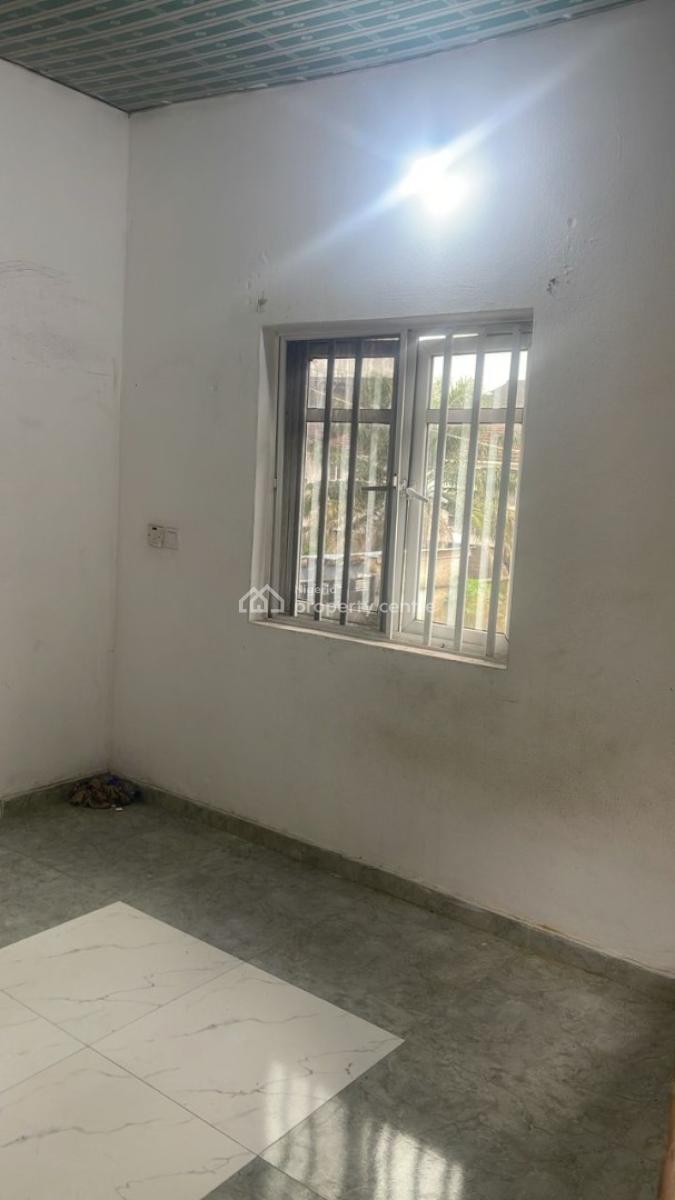 Upstairs Self Contain, Ogombo, Ajah, Lagos, Self Contain (single Rooms) for Rent