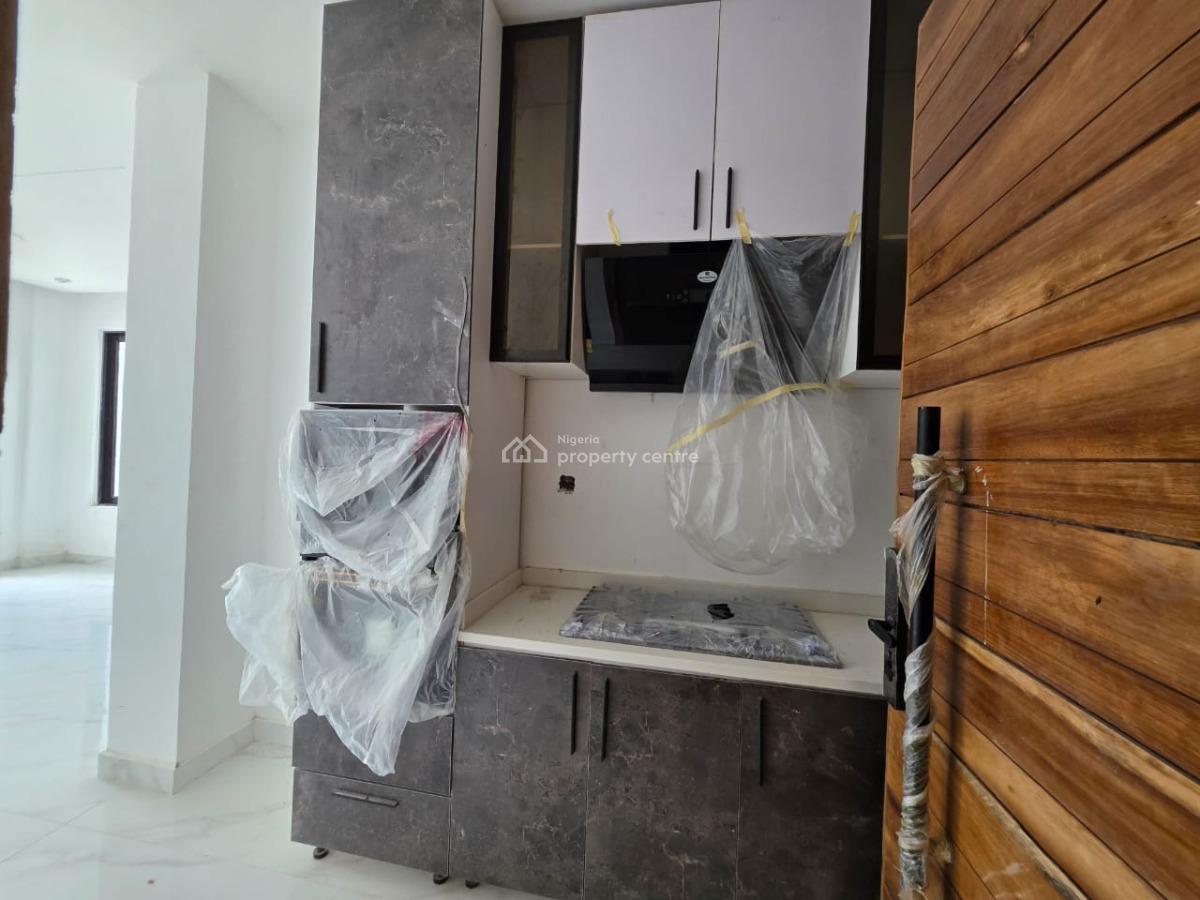 1 Bed Apartment with Elevator, Gym Swimming Pool, Lekki Phase 1, Lekki Phase 1, Lekki, Lagos, Self Contain (single Rooms) for Sale