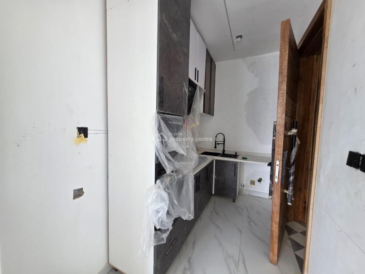1 Bed Apartment with Elevator, Gym Swimming Pool, Lekki Phase 1, Lekki Phase 1, Lekki, Lagos, Self Contain (single Rooms) for Sale