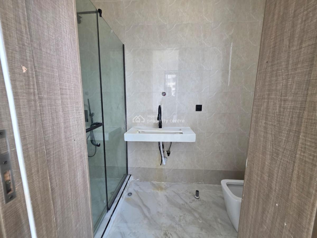 2 Bedroom Apartment with Bq Elevator, Gym Swimming Pool, Lekki Phase 1, Lekki Phase 1, Lekki, Lagos, Flat / Apartment for Sale