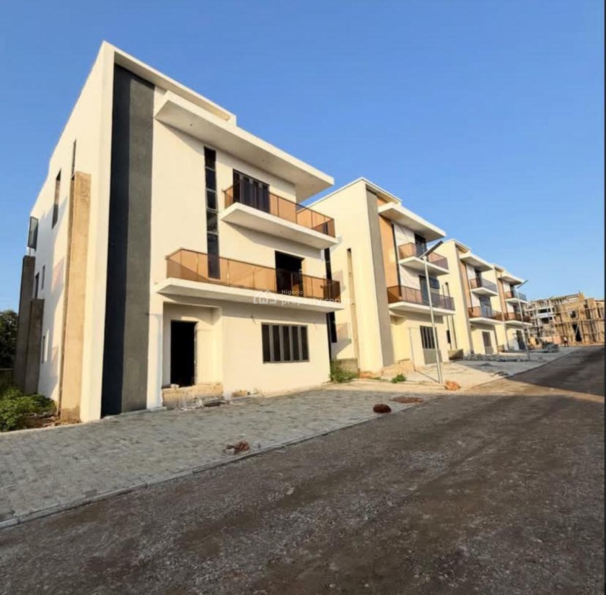 5-bedroom Fully Detached Duplex, Guzape District, Abuja, Detached Duplex for Sale