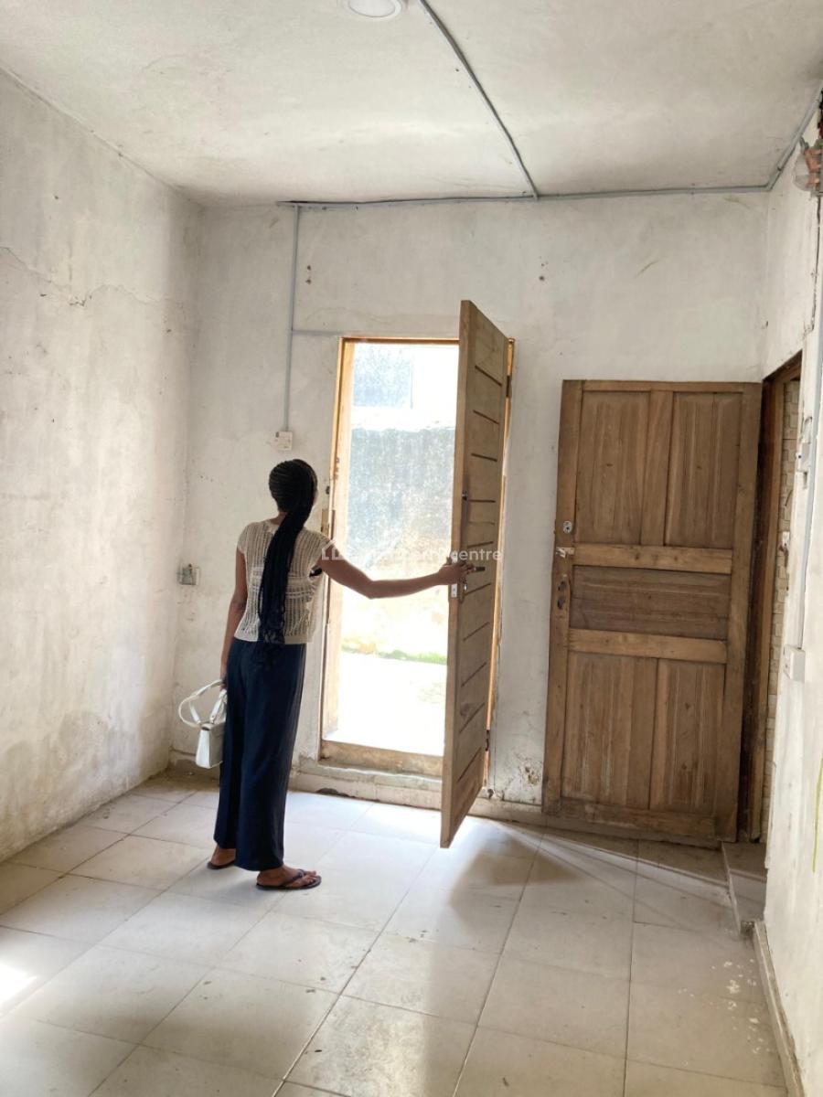Standard Room Self Contain Fens Round with Gate Downstairs, Back of Wema Bank Oregun Ikeja, Oregun, Ikeja, Lagos, Self Contain (single Rooms) for Rent
