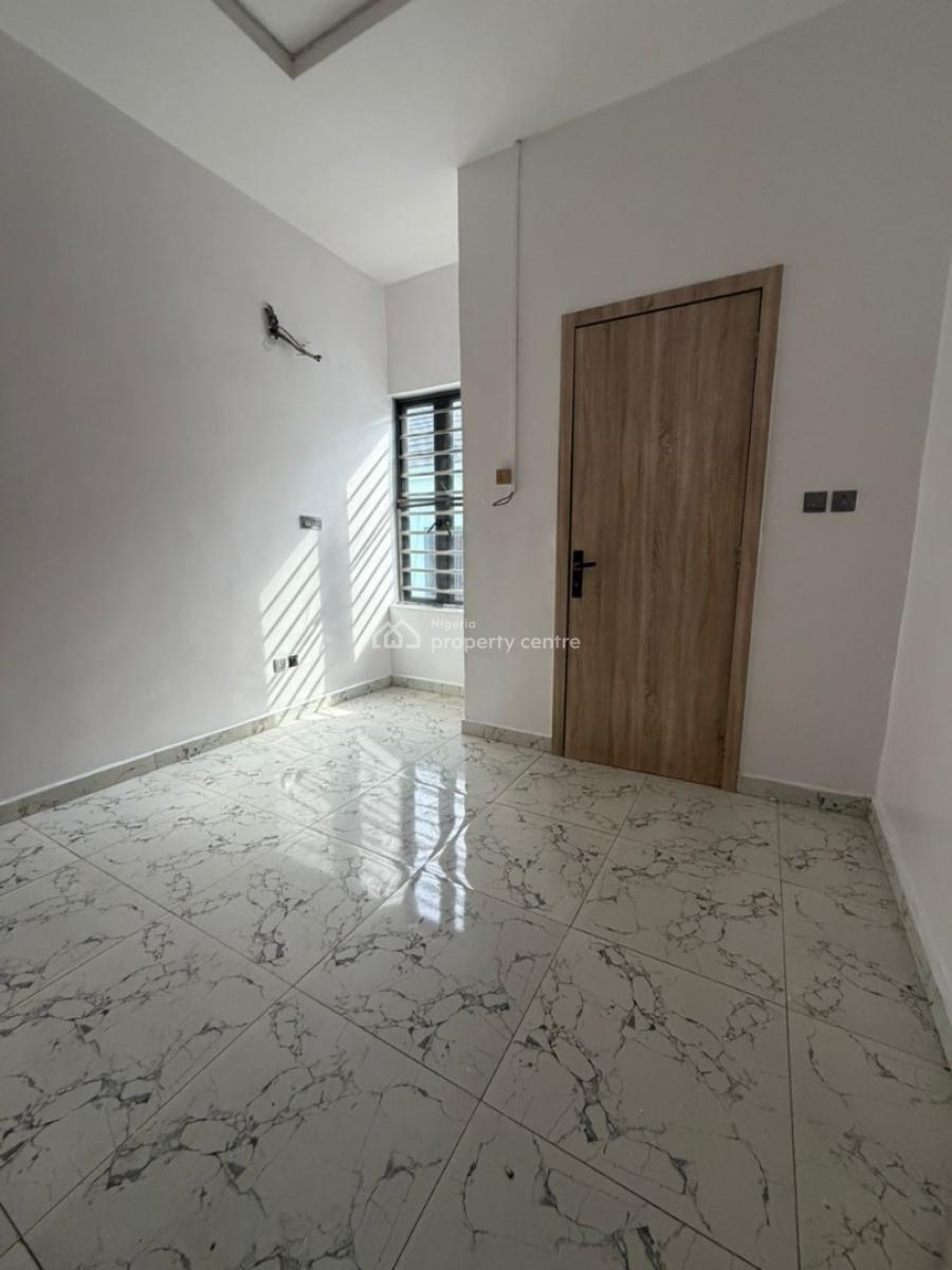 Big Room with Family Lounge Upstairs Available, Royal Pine Orchid, Lekki, Lagos, Self Contain (single Rooms) for Rent