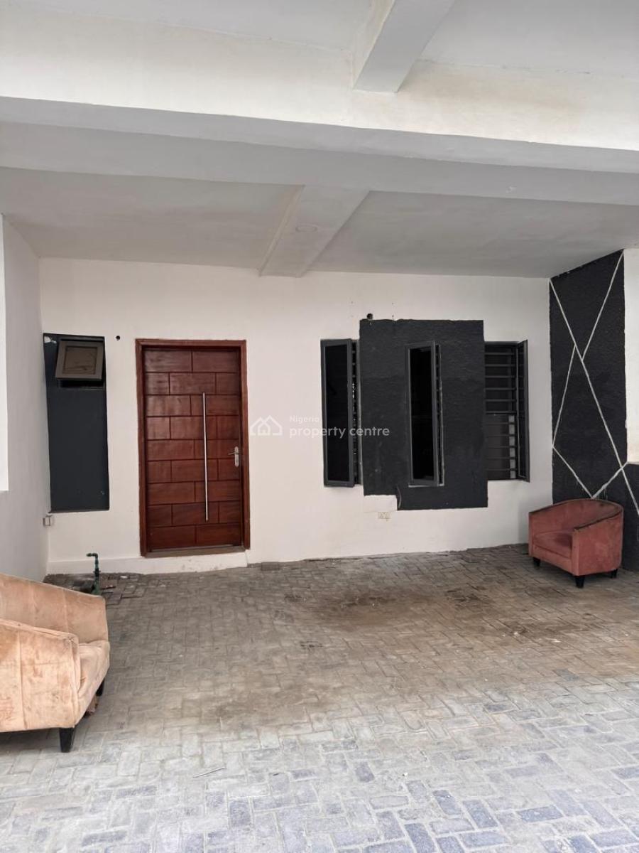 Lovely 2 Bedroom Apartment, Mobil Road, Ajah, Lagos, Flat / Apartment for Rent