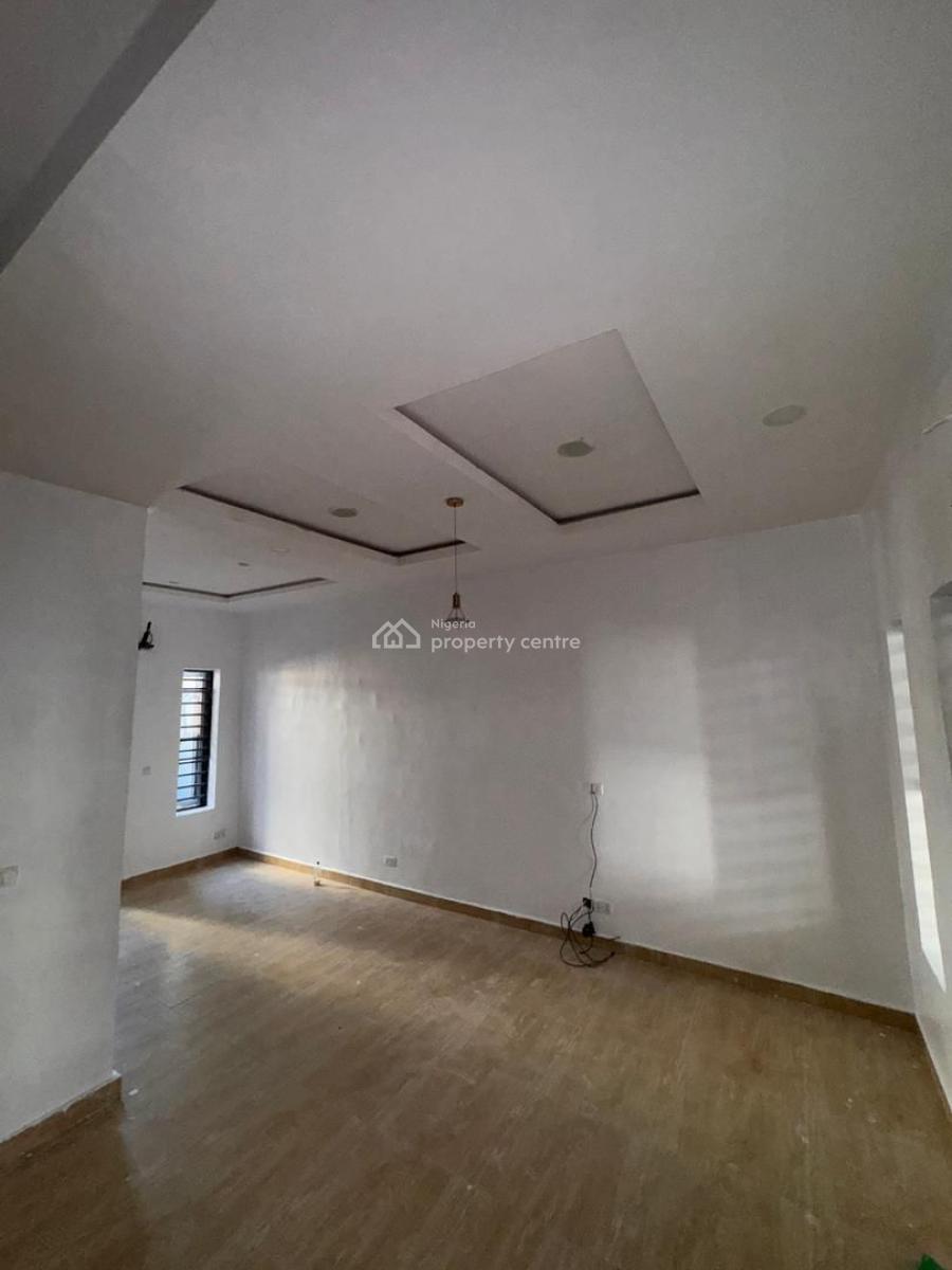 Lovely 2 Bedroom Apartment, Mobil Road, Ajah, Lagos, Flat / Apartment for Rent