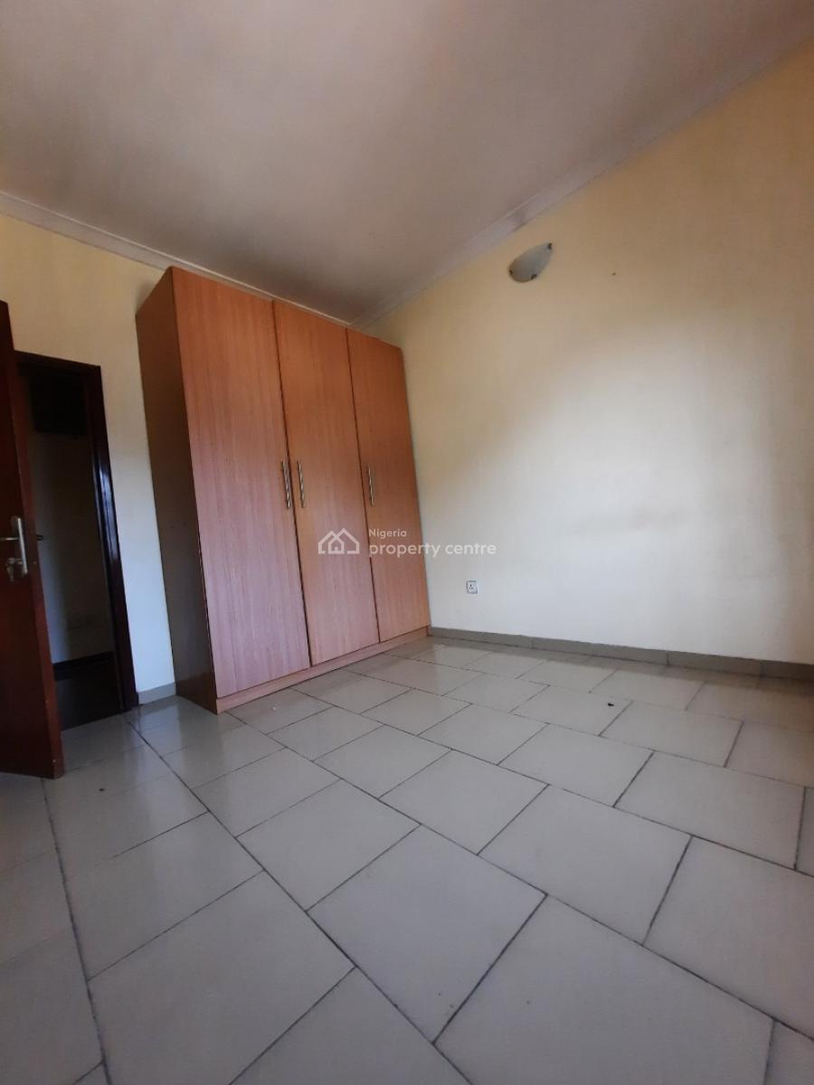 Nice 3 Bedrooms Flat Available, Off Whitesand Avenue, Lekki, Lagos, Flat / Apartment for Rent