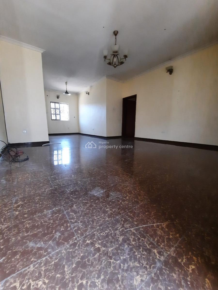 Nice 3 Bedrooms Flat Available, Off Whitesand Avenue, Lekki, Lagos, Flat / Apartment for Rent
