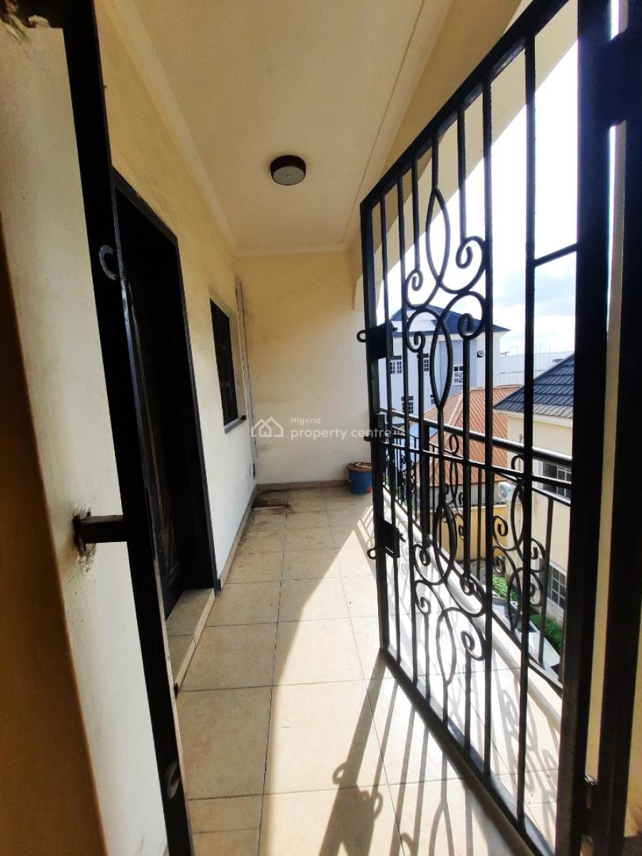 Nice 3 Bedrooms Flat Available, Off Whitesand Avenue, Lekki, Lagos, Flat / Apartment for Rent
