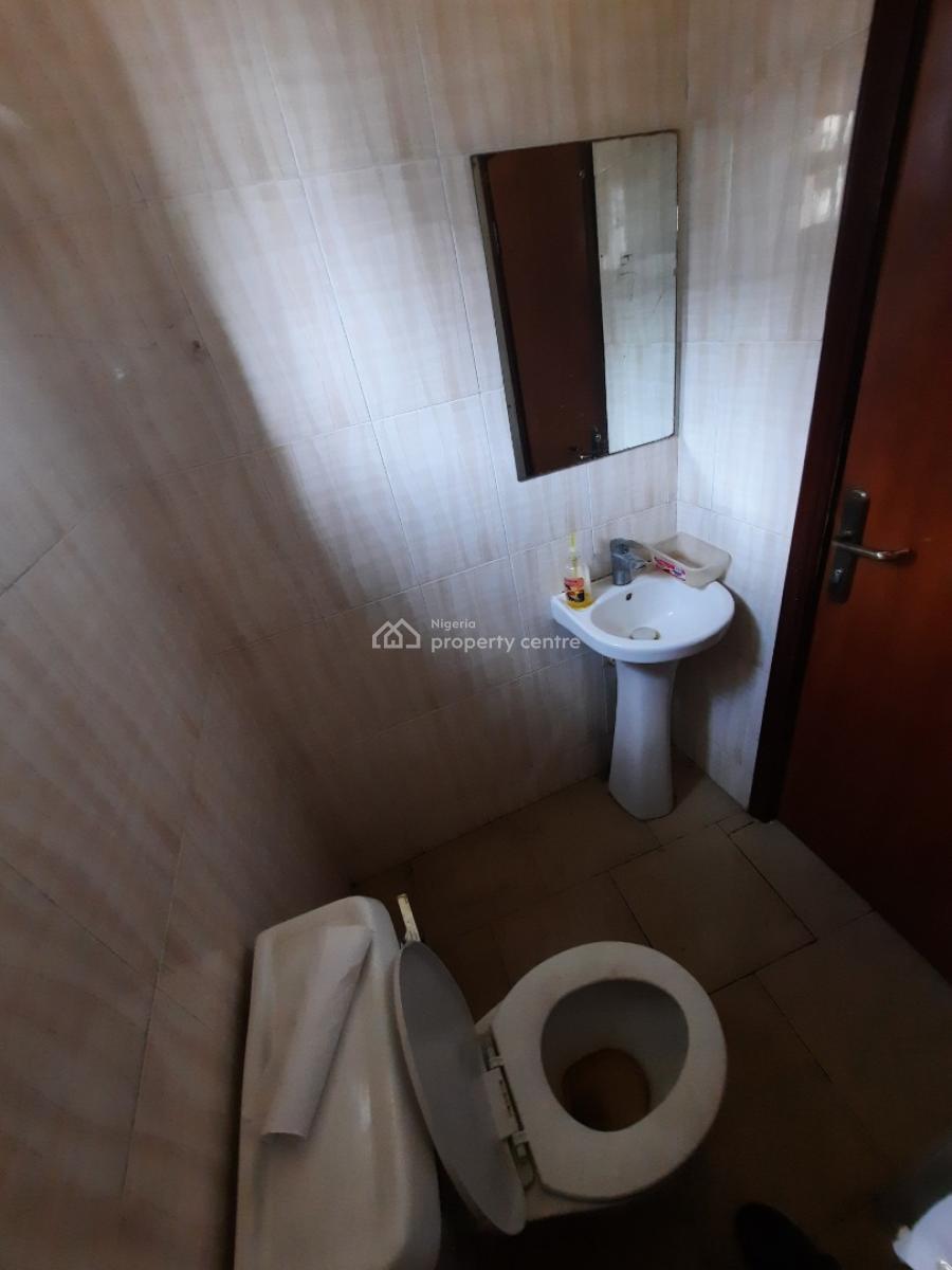 Nice 3 Bedrooms Flat Available, Off Whitesand Avenue, Lekki, Lagos, Flat / Apartment for Rent