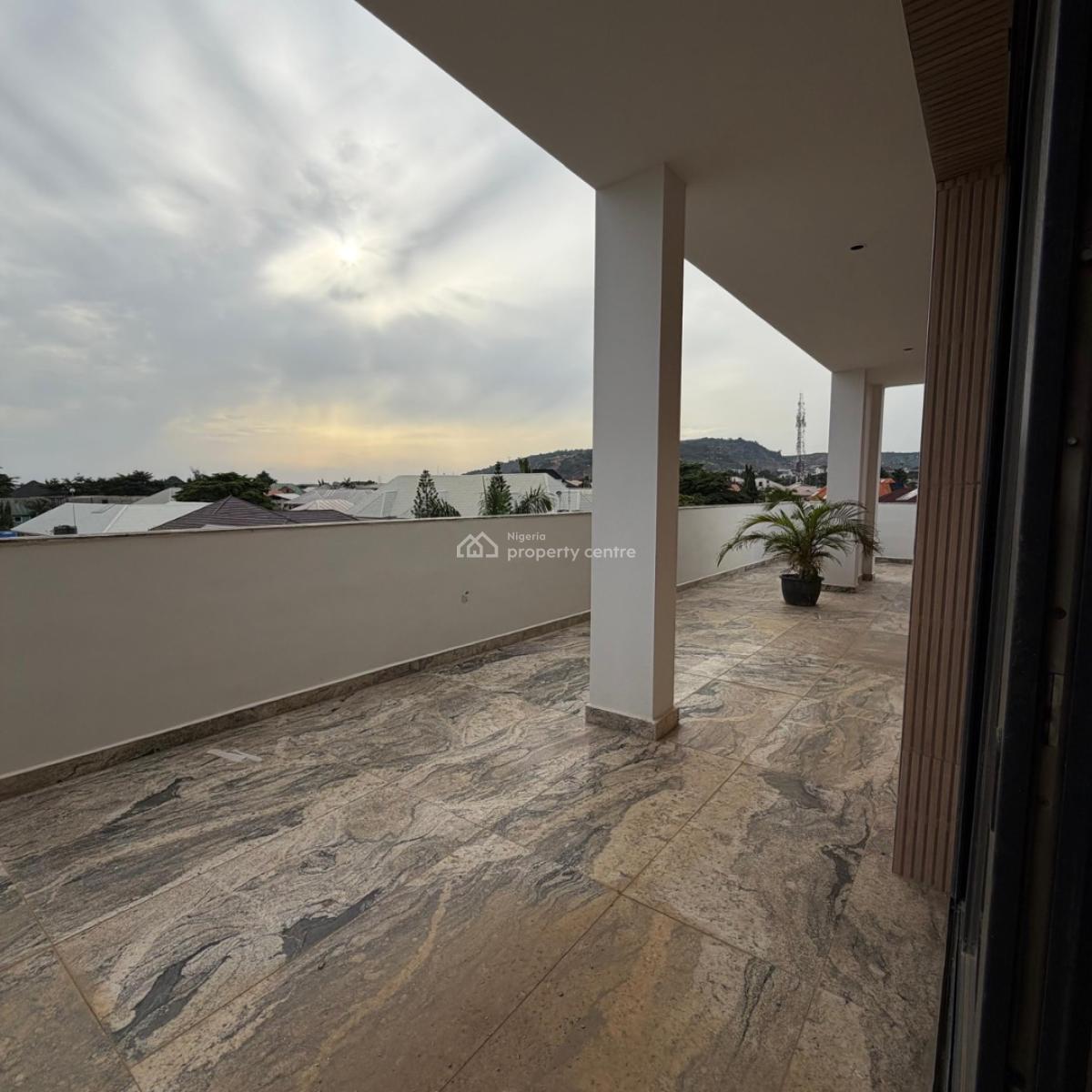 Premium Serviced 3bedroom Apartment  Elevator, Gym & Luxury Facilities, Off Wole Soyinka Avenue, Gwarinpa, Abuja, House for Rent